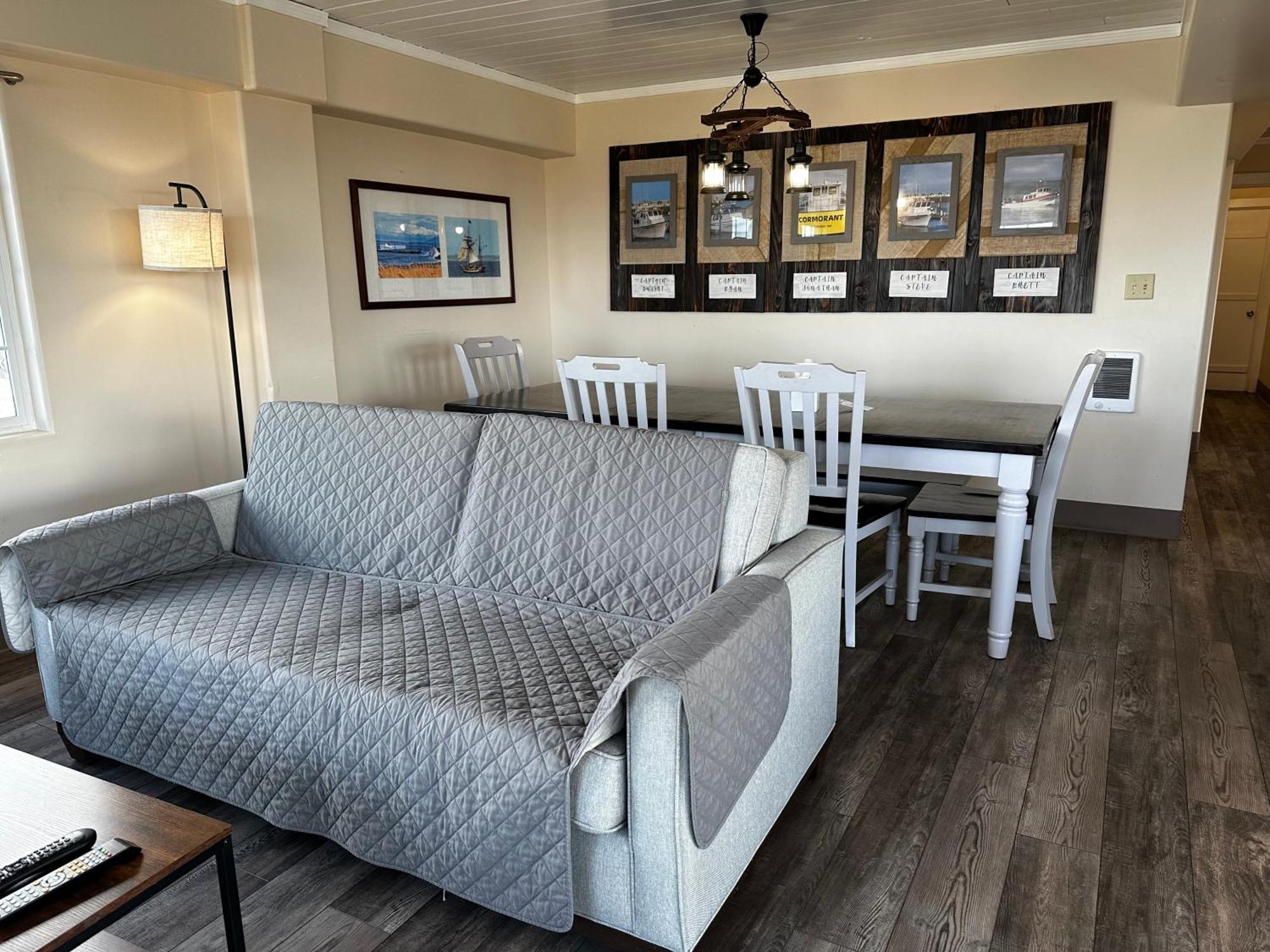 Westport Inn Bilik gambar