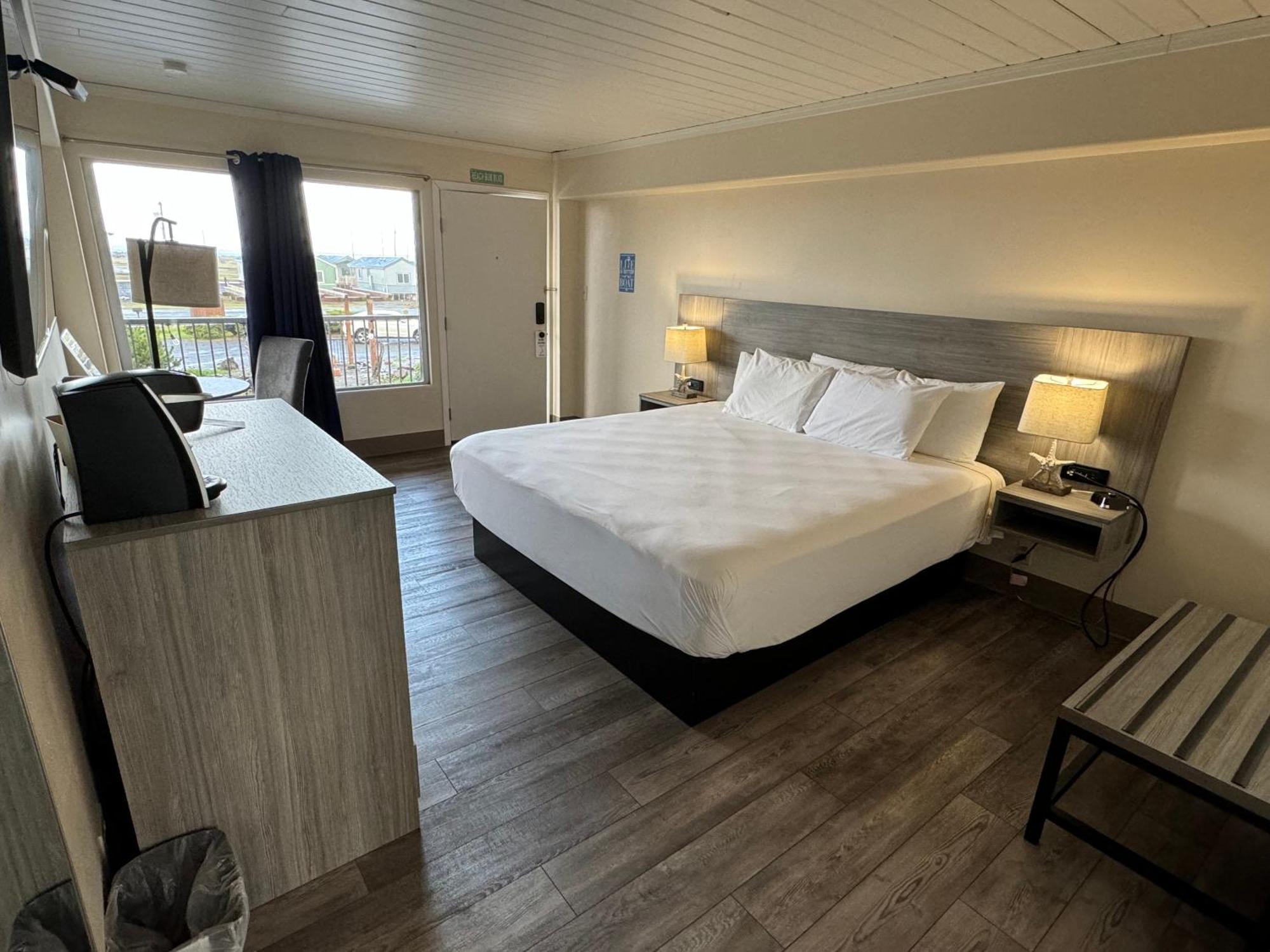 Westport Inn Bilik gambar